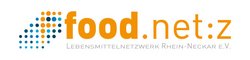 orangefarbener Schriftzug von foodnetz mit nach oben strebenden Punkten in Blautönen
